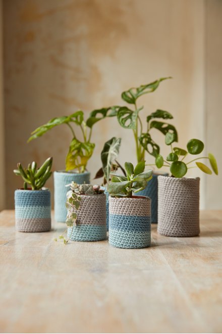 The Peaceful Plant Pots Crochet Kit