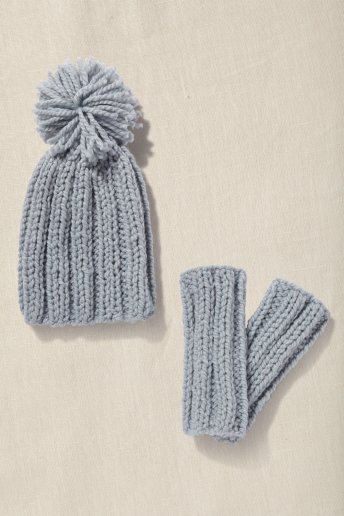 The Rhythm Rib Hat & Mitts Knitting Kit
