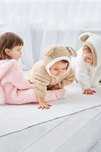 Modelo teddy pijama ovejita para bebé