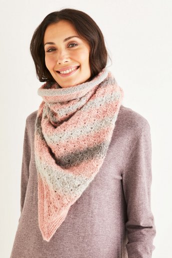 Modelo Juliette Xaile triangular mulher
