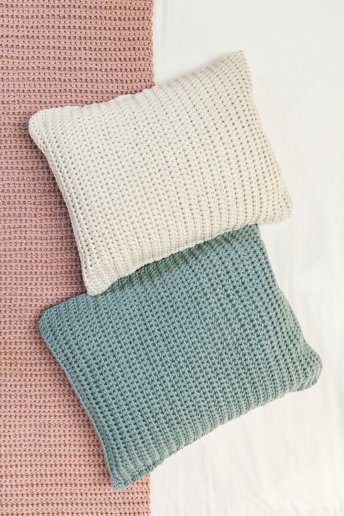 Modèle Natura XL coussins et couvre lit
