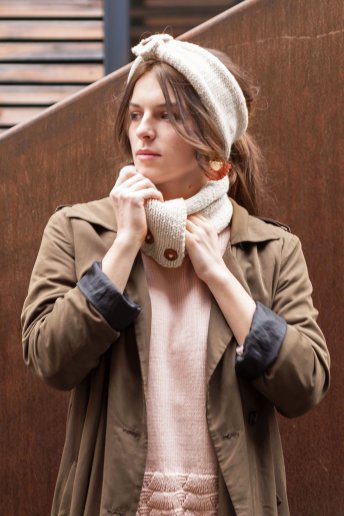 Modelo Woolly 5, turbante y snood para mujer