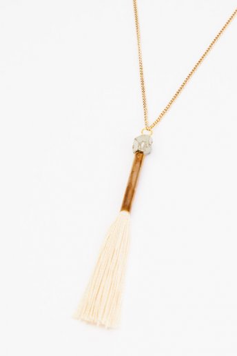 Necklace with stone and tassel - pattern