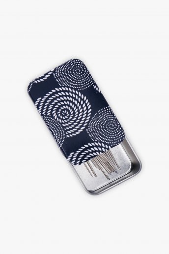 Magnetic Needle Case