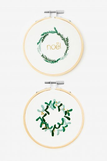 Natural Wreath Embroidery Kit Duo