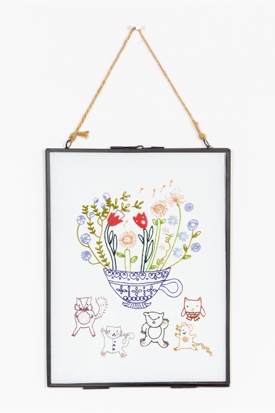 Download Flower Teacup Embroidery Pattern