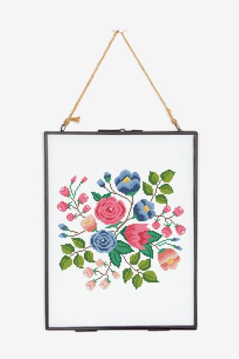 Spring Flower Bouquet By Alexandra Tureanu - pattern