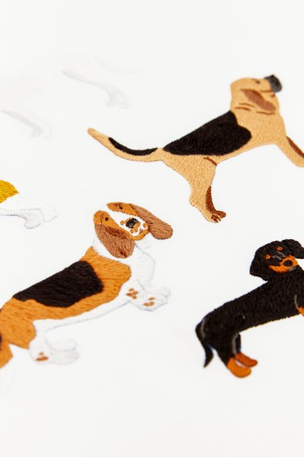 Chiens de chasse -  Broderie traditionnelle