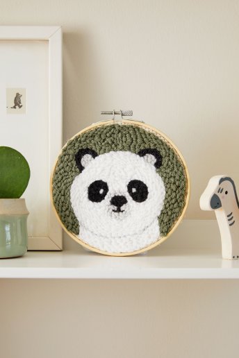 Kit Punch Needle - Patricio el Panda - Gift of stitch